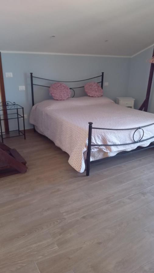 Mansarda A Noli Villa Luaran gambar